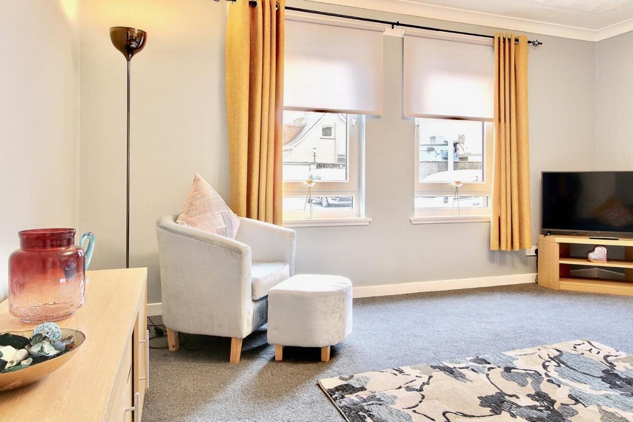 Railroad Apartment Уишоу Екстериор снимка